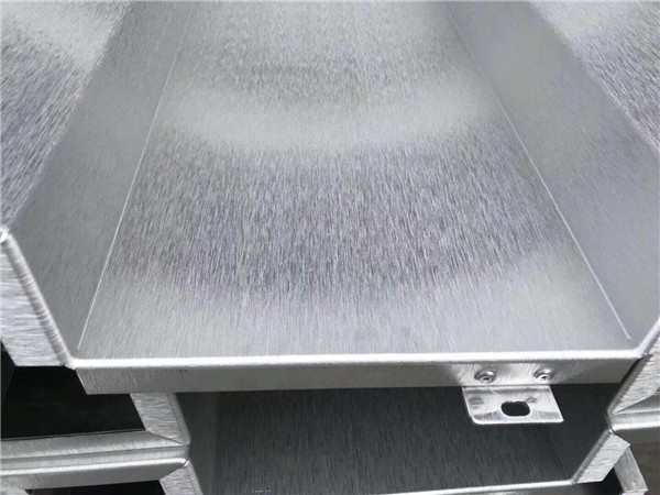 四川氟碳喷涂铝单板的生产厂家